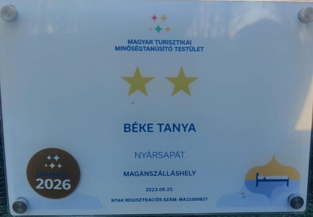 Beke Tanya Villa Nyarsapat Ngoại thất bức ảnh